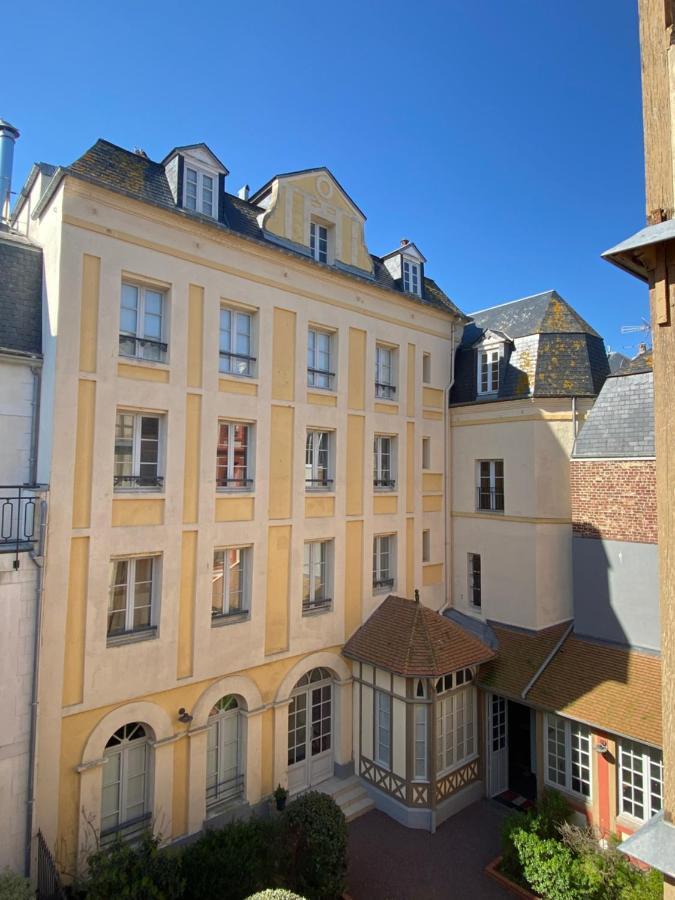 Le Petit Flaubert Apartamento Trouville-sur-Mer Exterior foto